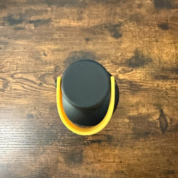 Apple Employee Exclusive 2025 Eat Well Challenge Water bottle 17 OZ New - Picture 3 of 4